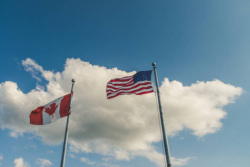 Autoriser les usages  voix + data en EUROPE/USA/CANADA
